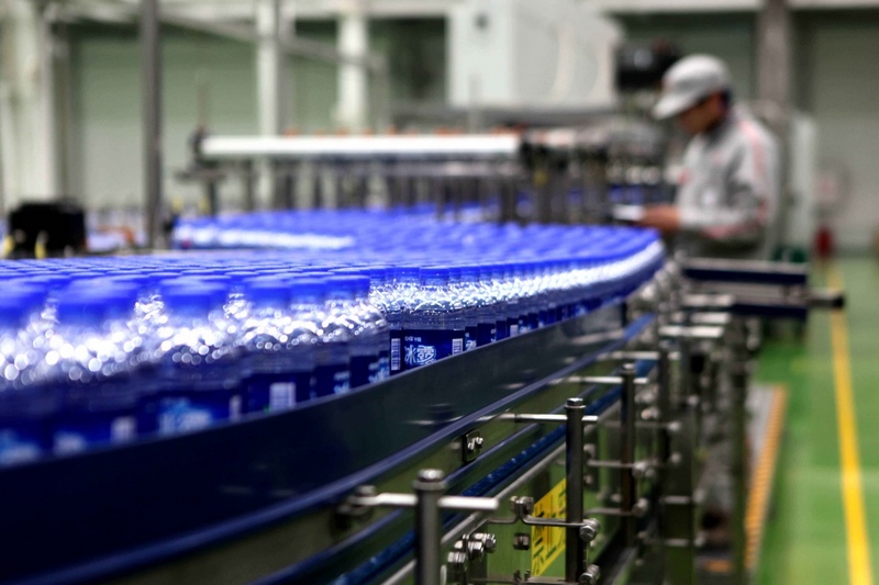 1574237699645418.jpg 饮料厂车间.jpg